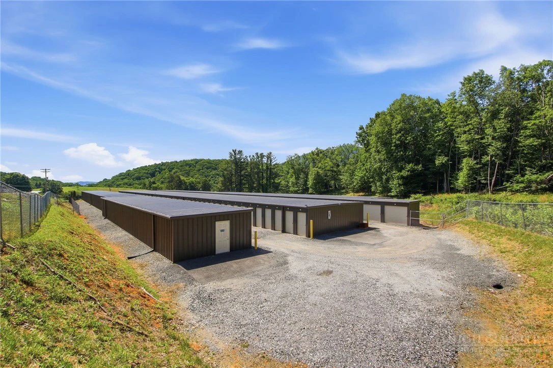 Image number 12 for the current listing