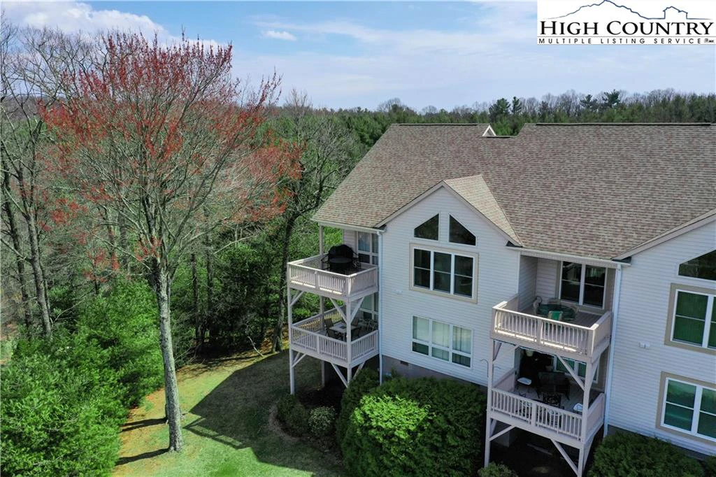 Image number 1 for the current listing