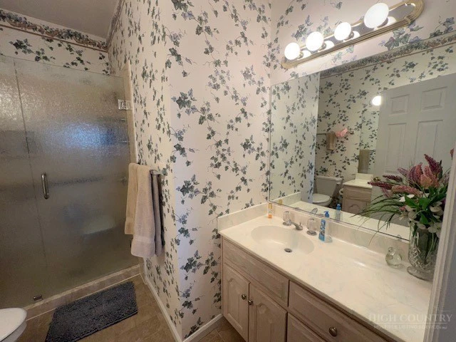 Image number 9 for the current listing