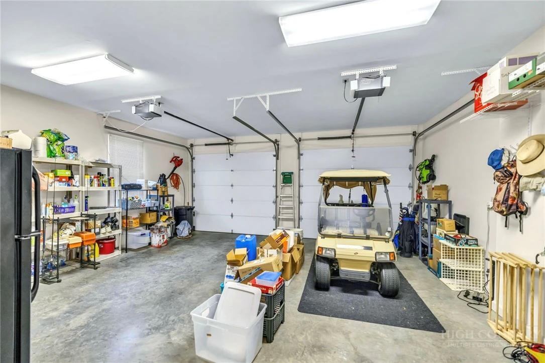 Image number 10 for the current listing