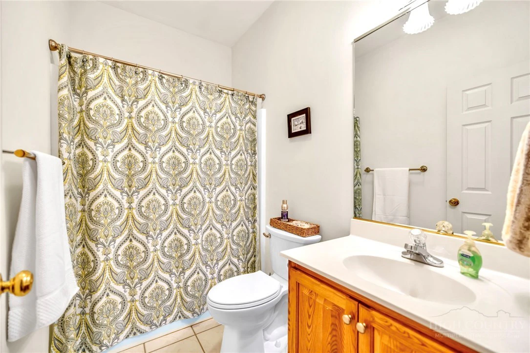 Image number 7 for the current listing