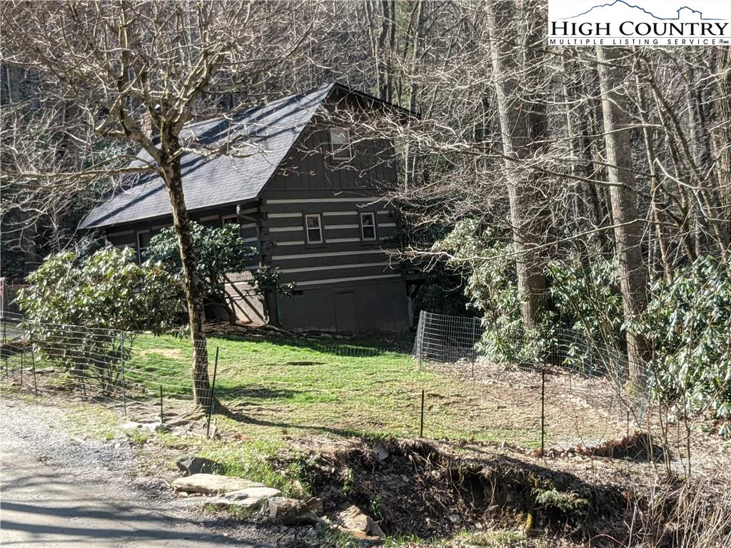 Image number 12 for the current listing