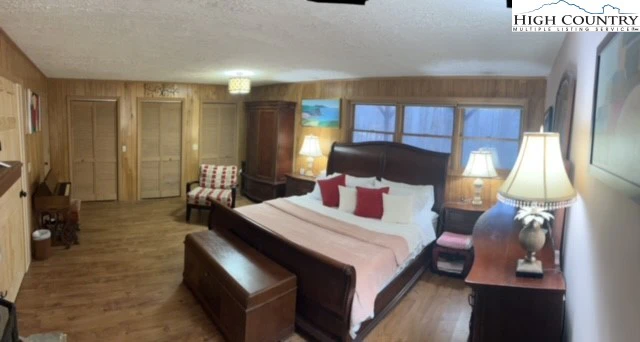 Image number 7 for the current listing