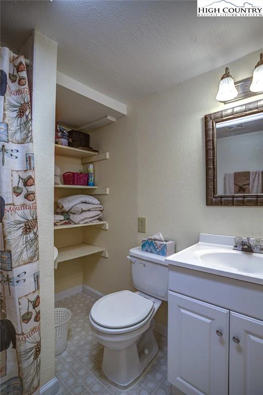 Image number 9 for the current listing