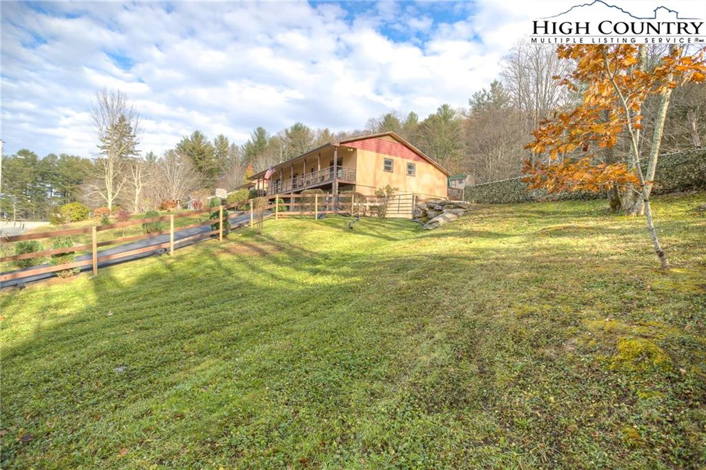 Image number 18 for the current listing