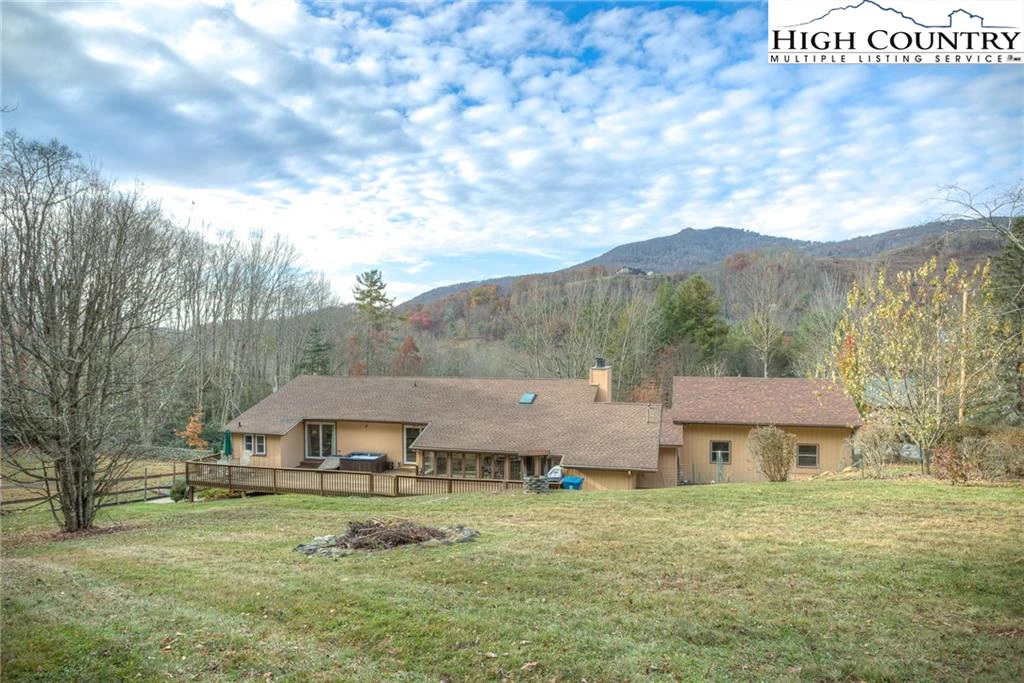 Image number 21 for the current listing