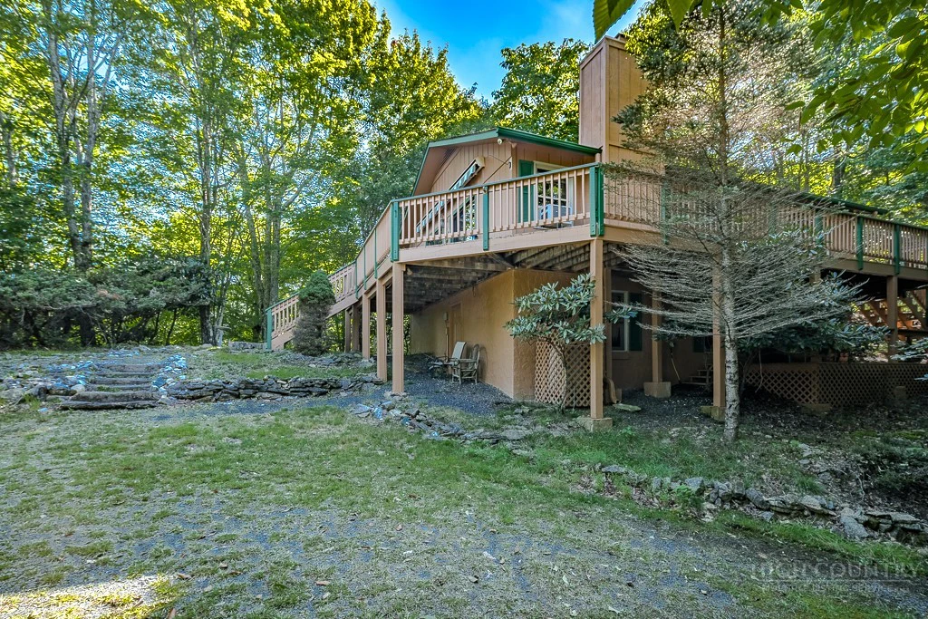Image number 3 for the current listing