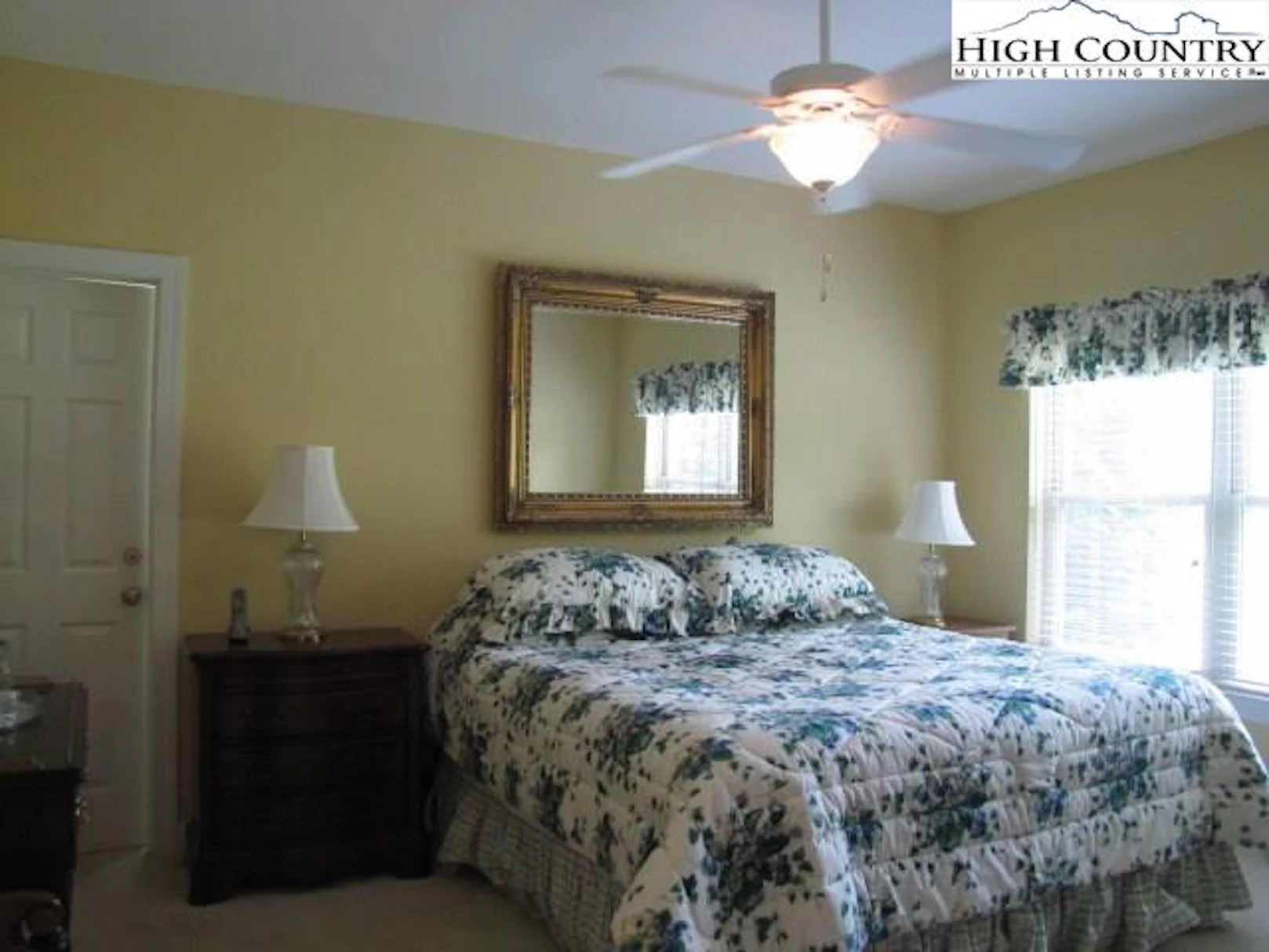 Image number 6 for the current listing