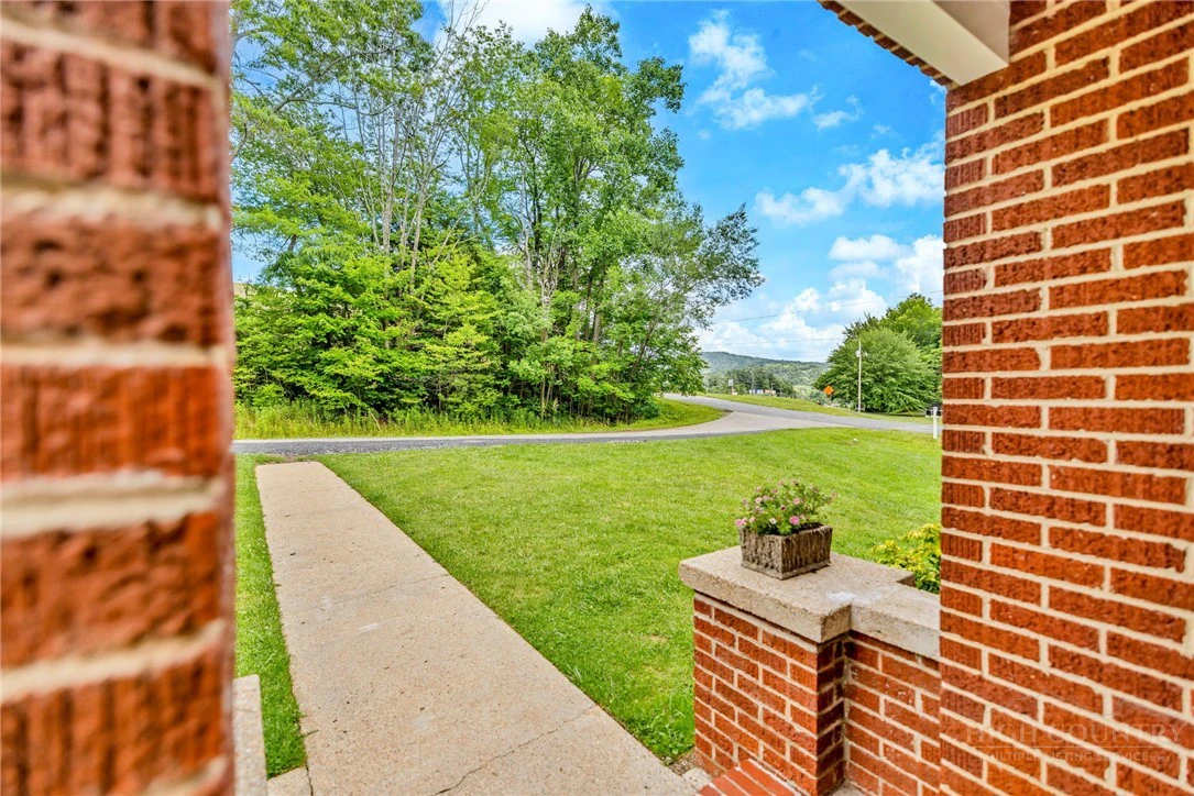 Image number 7 for the current listing