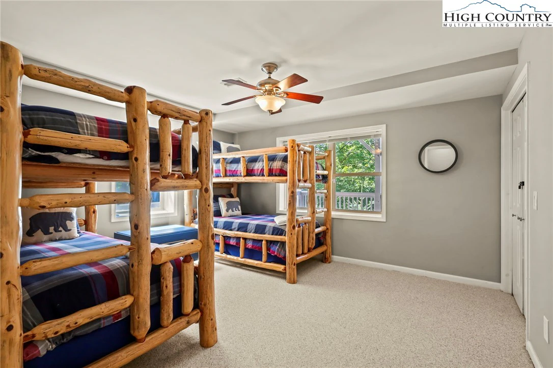 Image number 12 for the current listing