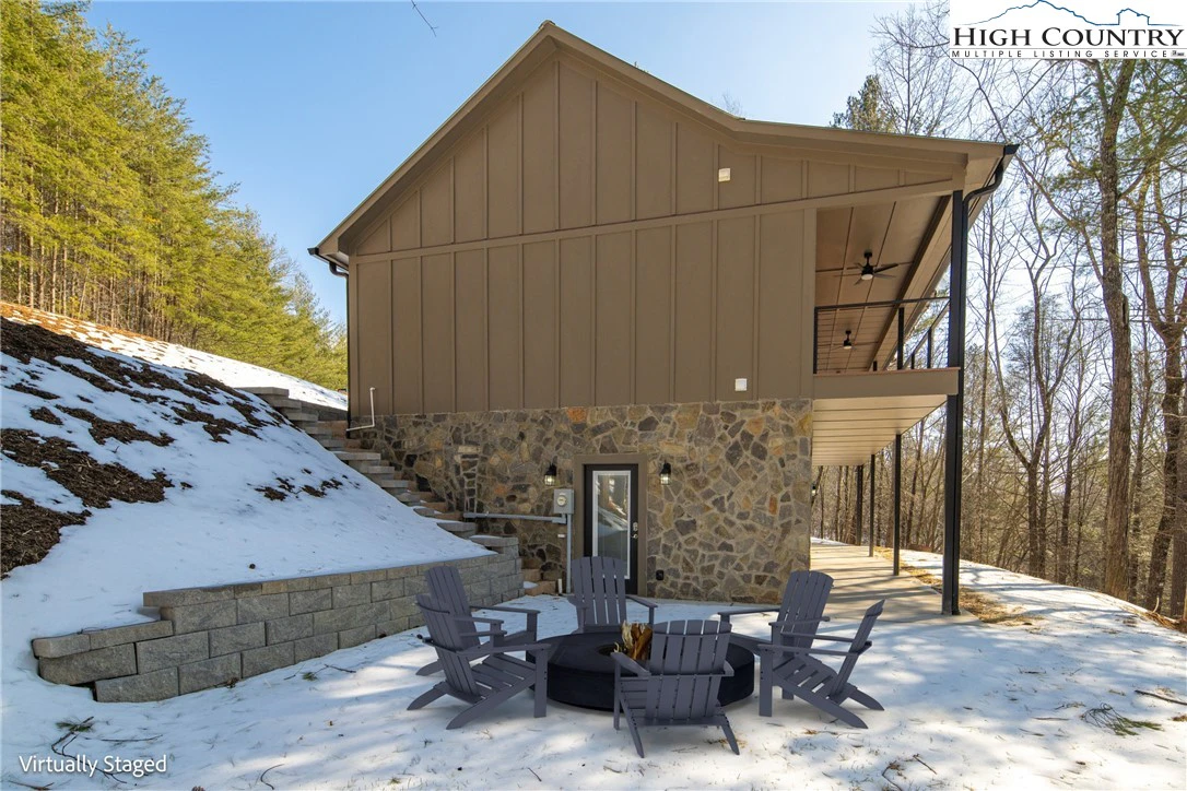 Image number 10 for the current listing