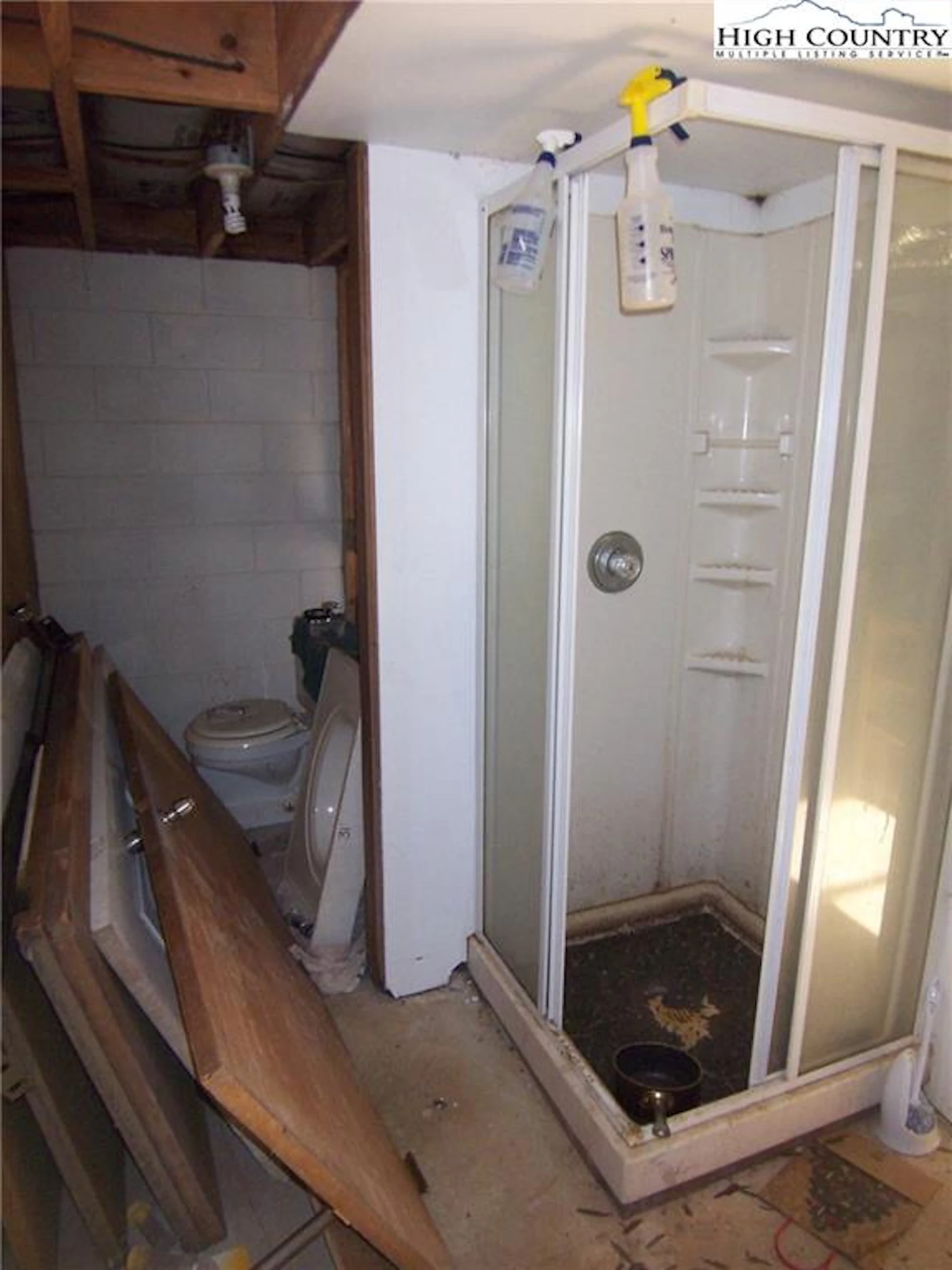 Image number 11 for the current listing