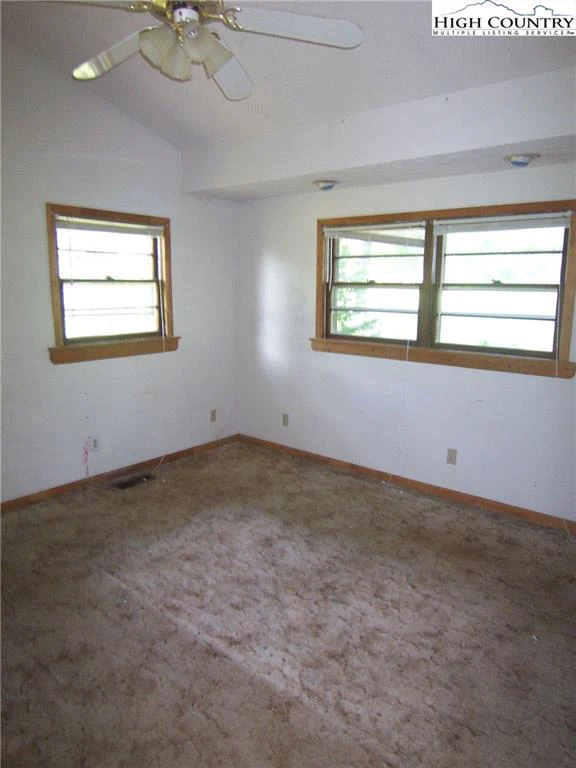 Image number 6 for the current listing
