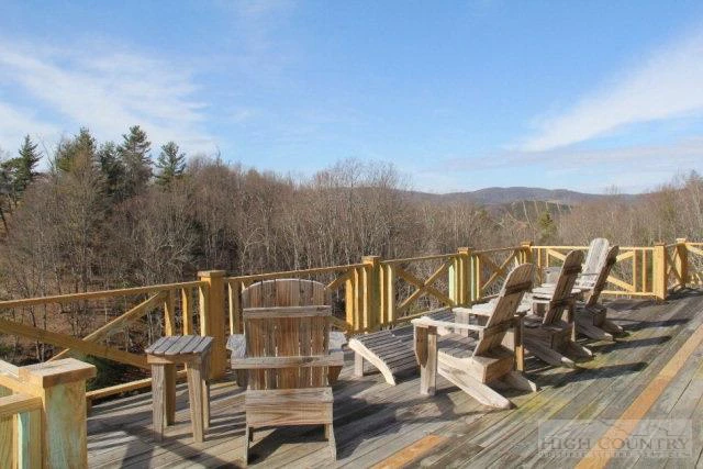 Image number 20 for the current listing
