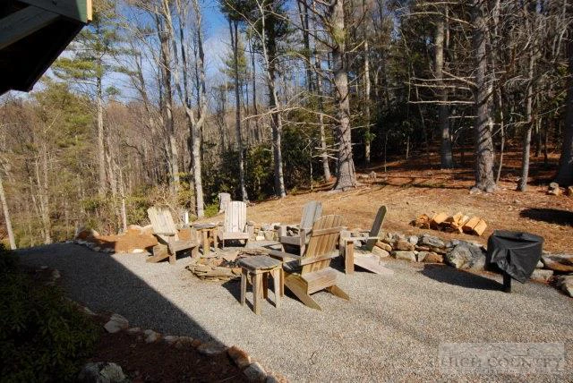 Image number 18 for the current listing