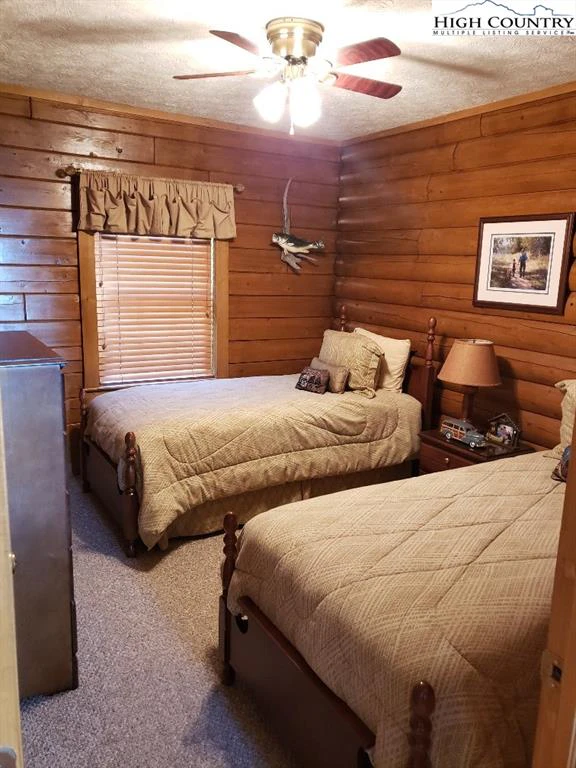 Image number 9 for the current listing