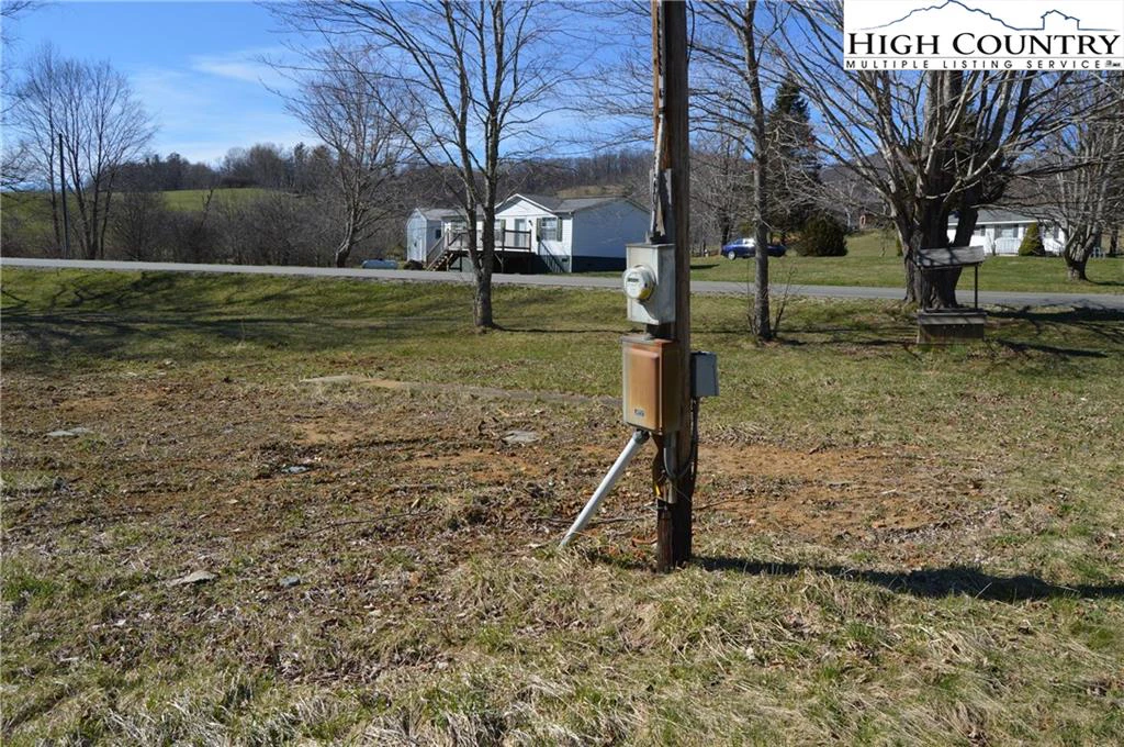 Image number 11 for the current listing
