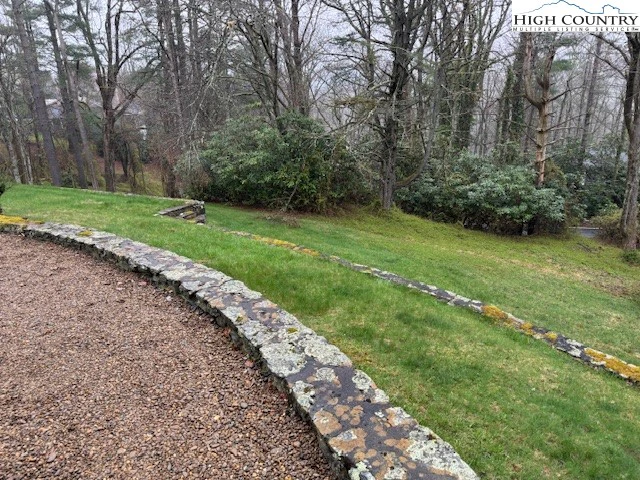Image number 8 for the current listing