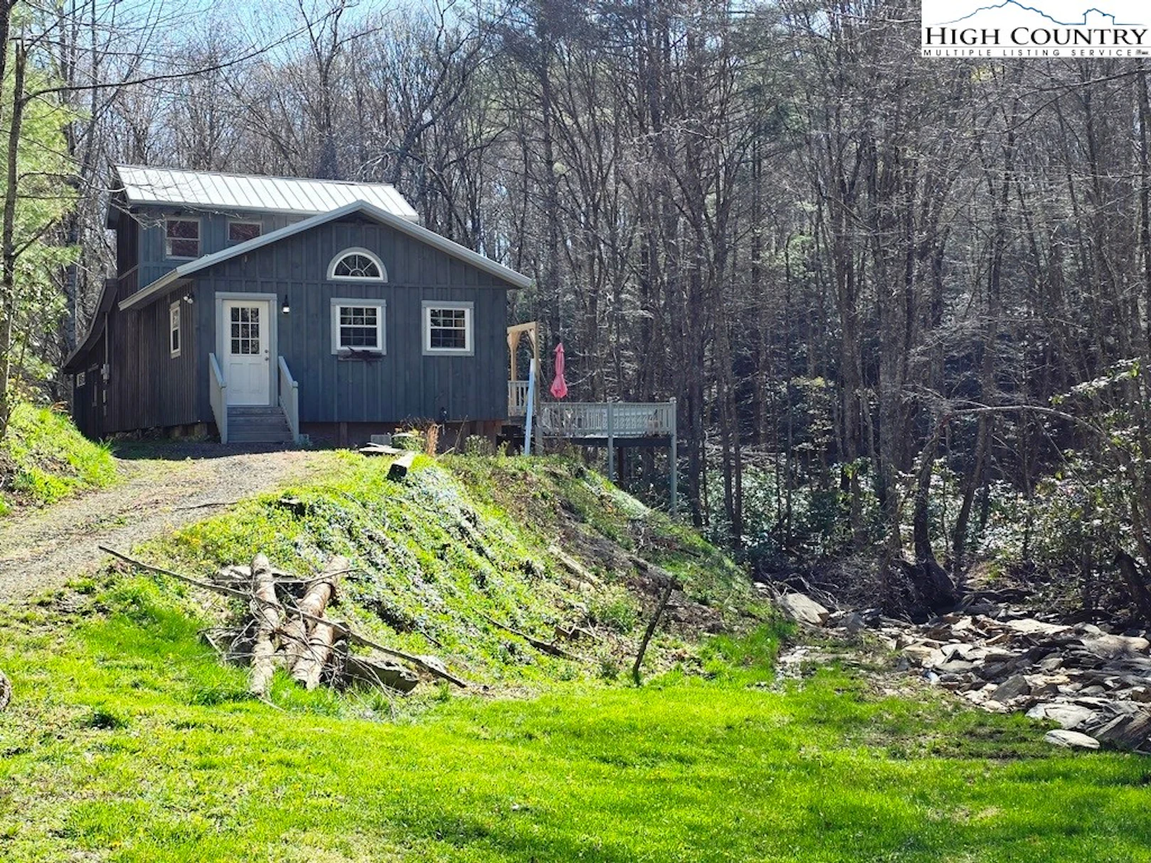 Image number 1 for the current listing