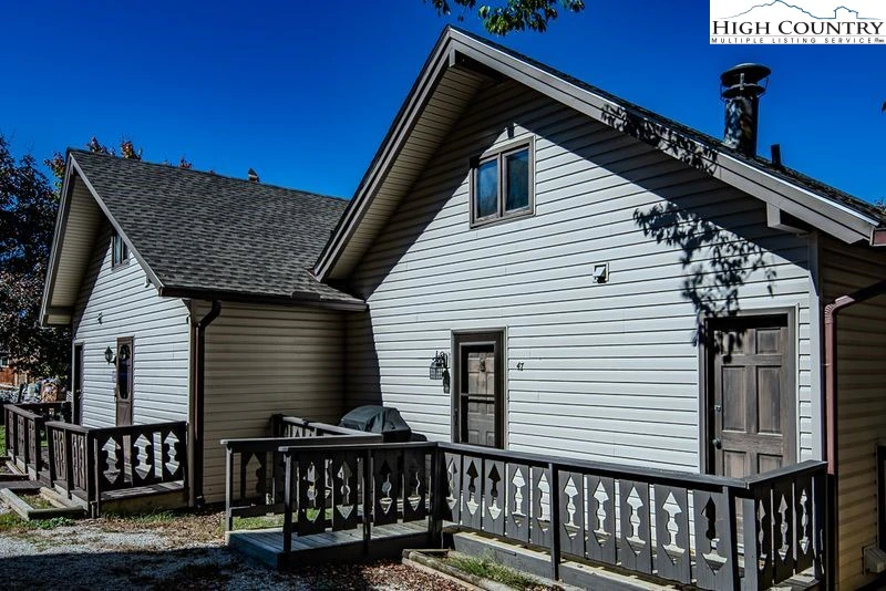 Image number 5 for the current listing