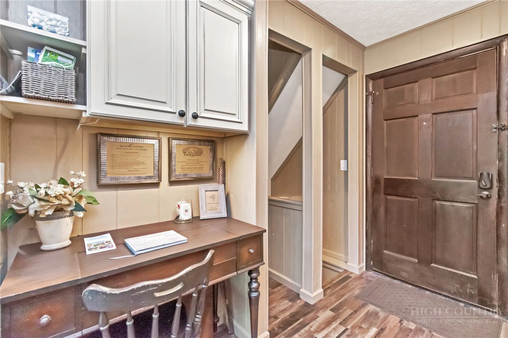 Image number 3 for the current listing