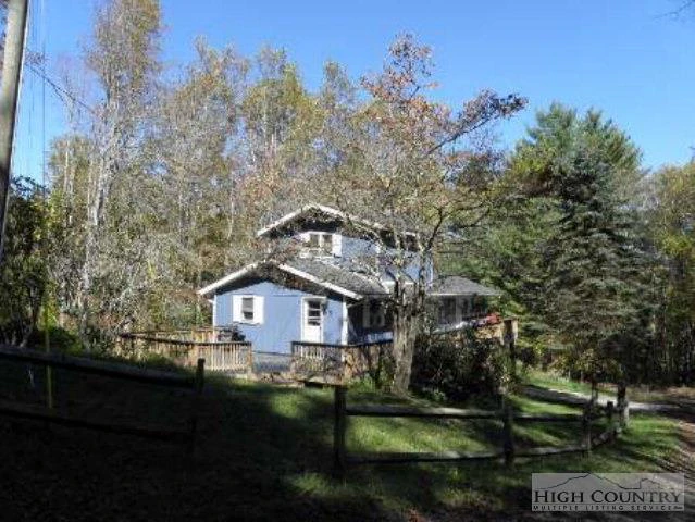Image number 1 for the current listing