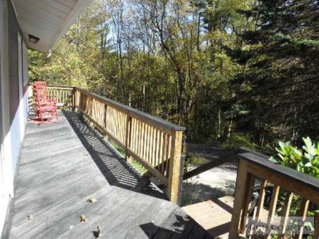 Image number 16 for the current listing