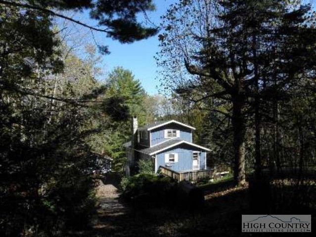 Image number 28 for the current listing