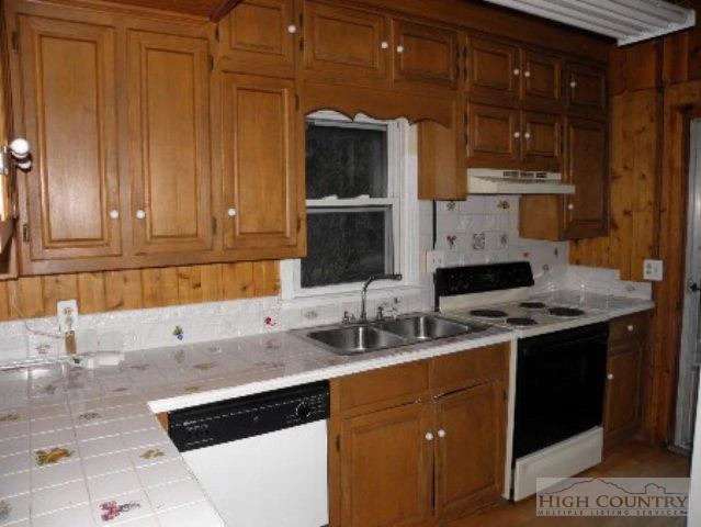 Image number 6 for the current listing
