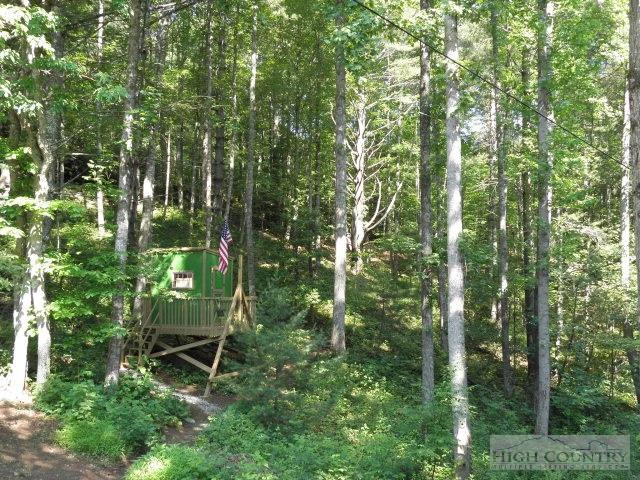 Image number 11 for the current listing