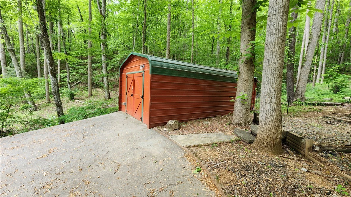 Image number 7 for the current listing