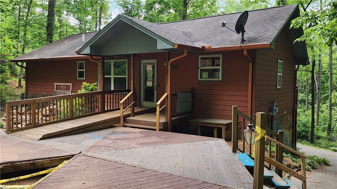 Image number 3 for the current listing