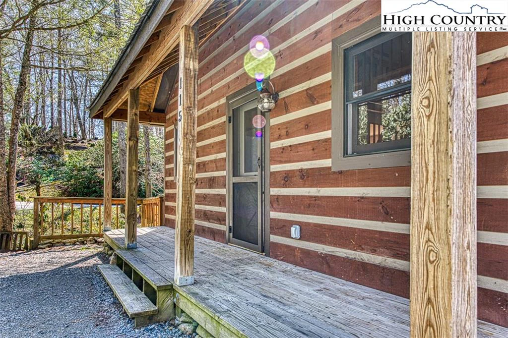 Image number 14 for the current listing