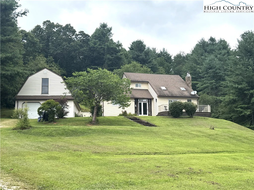 Image number 1 for the current listing