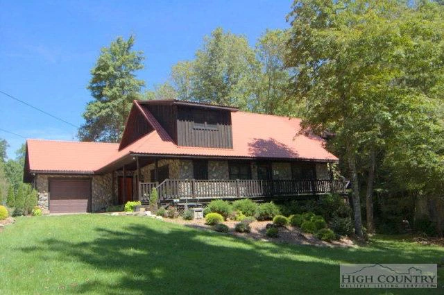 Image number 1 for the current listing