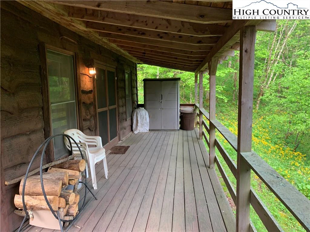 Image number 3 for the current listing