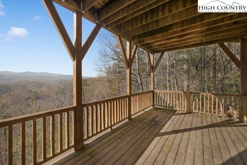 Image number 9 for the current listing