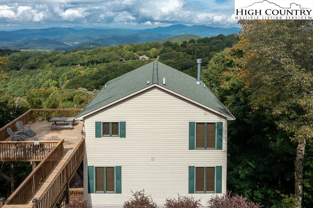 Image number 14 for the current listing