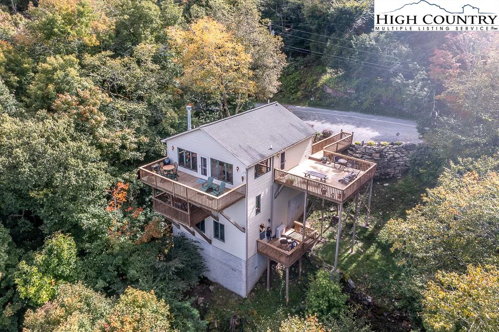 Image number 19 for the current listing