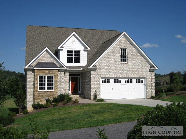 Image number 1 for the current listing