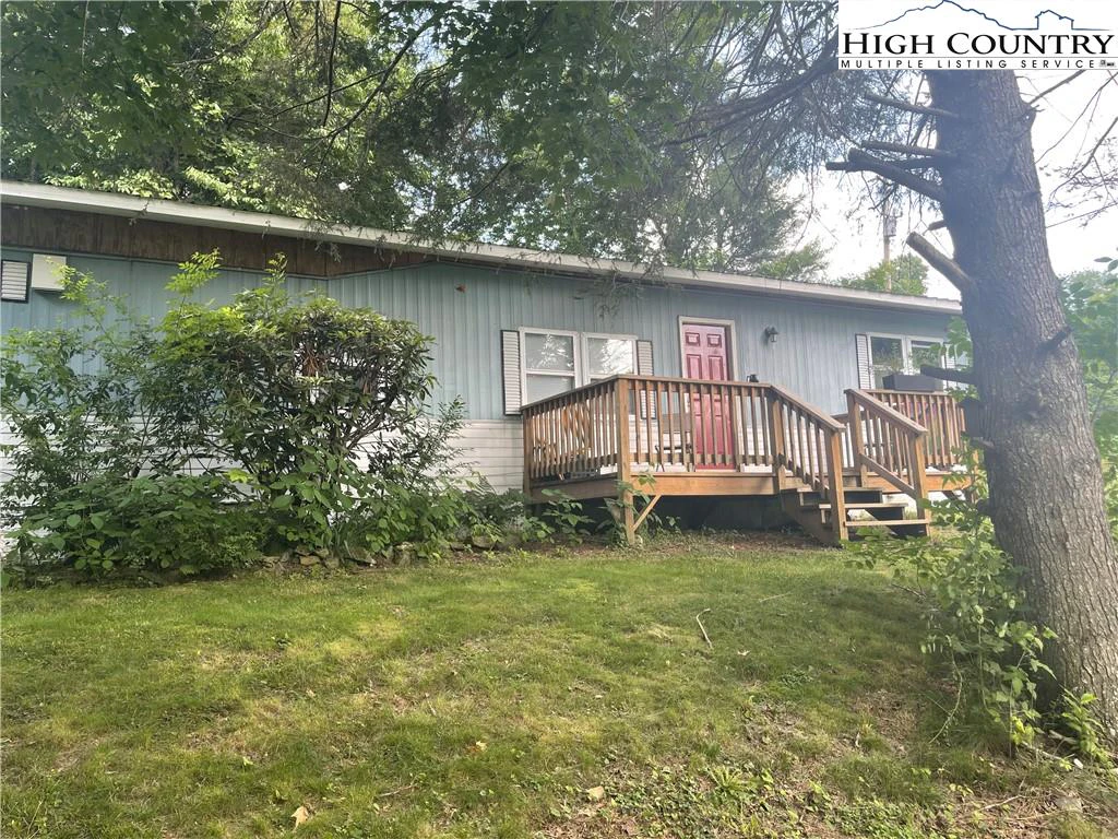 Image number 3 for the current listing