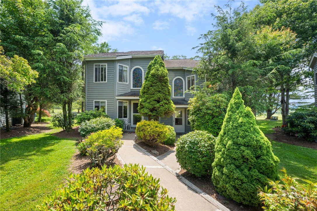 Image number 12 for the current listing