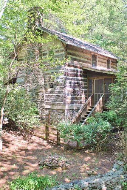 Image number 17 for the current listing