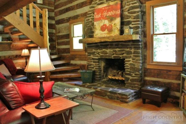 Image number 16 for the current listing