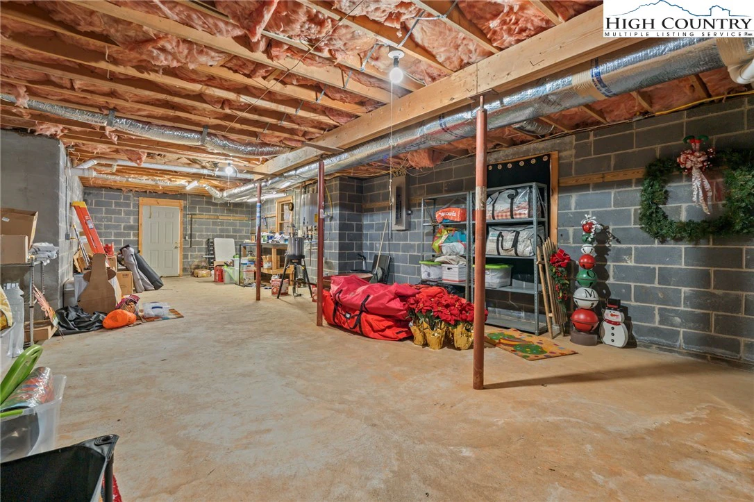 Image number 8 for the current listing