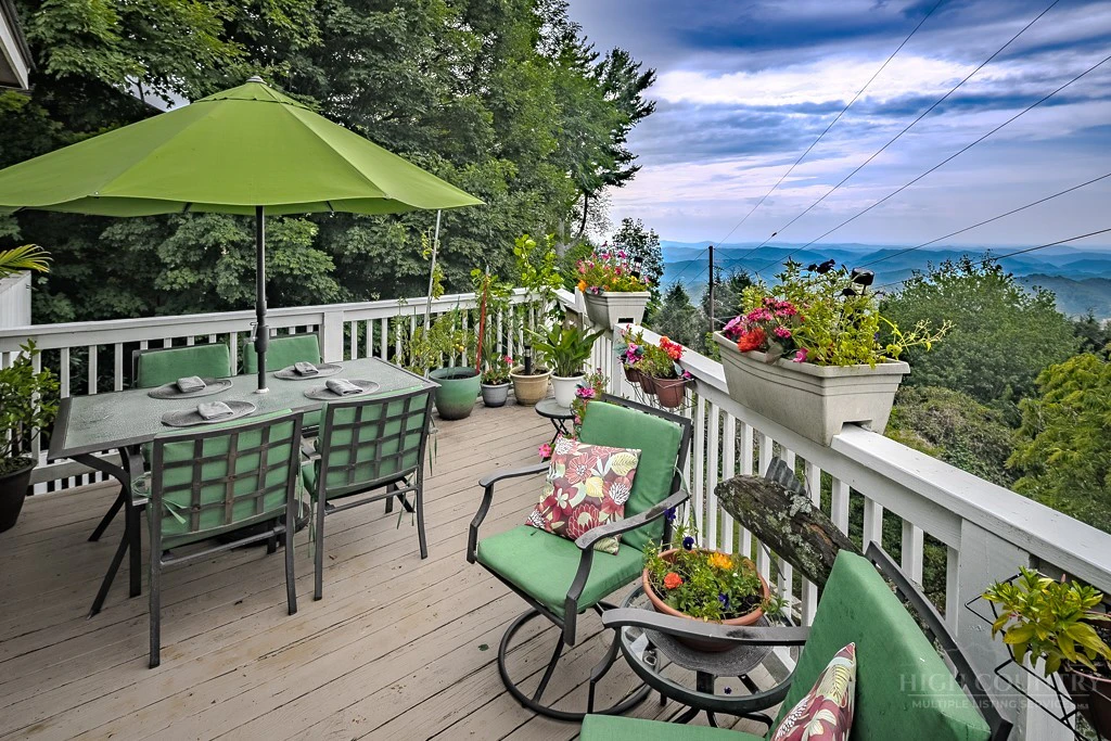 Image number 4 for the current listing