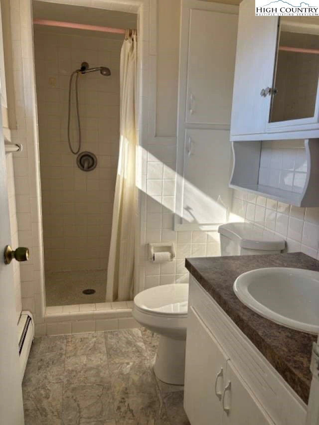 Image number 11 for the current listing