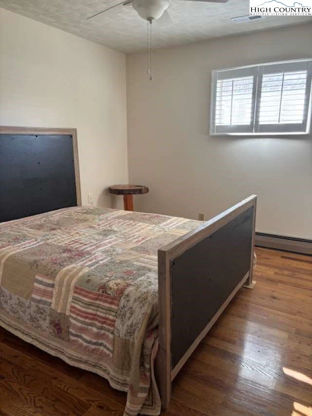 Image number 9 for the current listing
