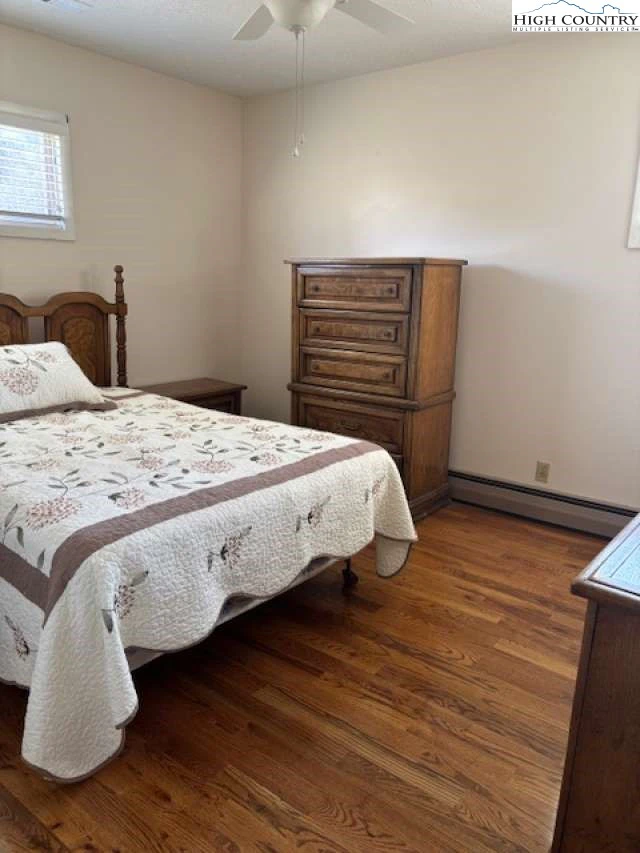Image number 7 for the current listing
