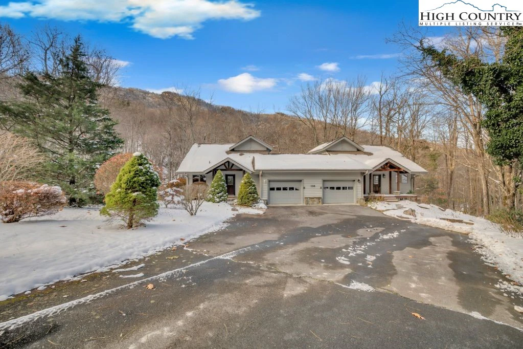 Image number 1 for the current listing